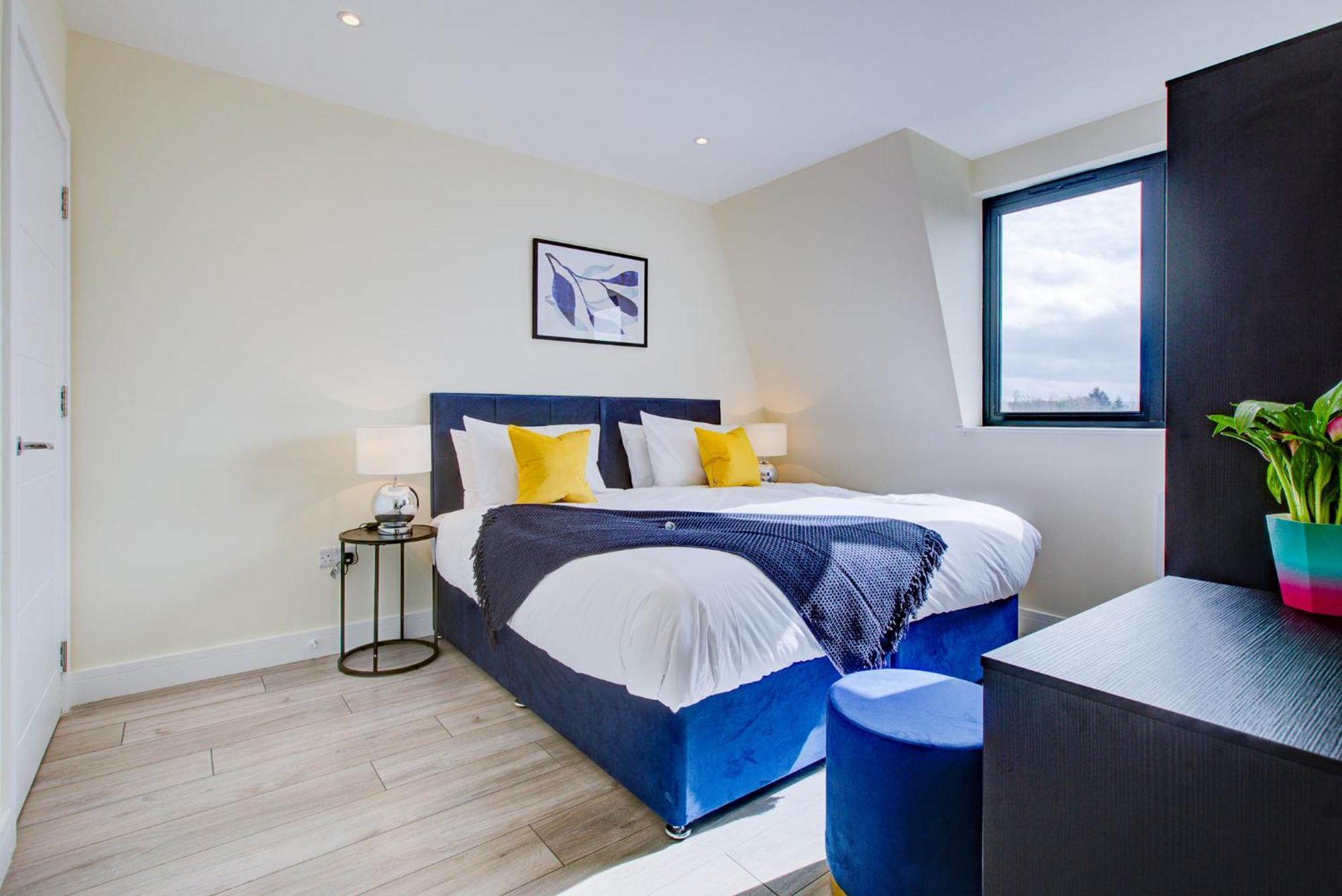 Hybrid Resi - London, Sutton With Onsite Car Parking Apartment Cheam Exterior photo